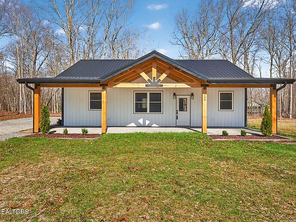 3rd image of 190 Rhonda Rd