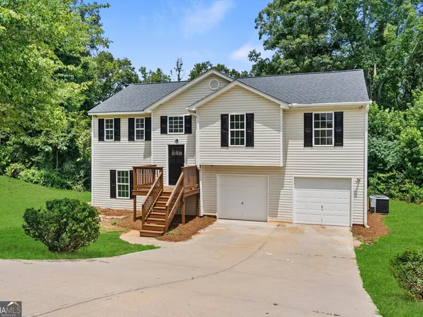 1700 Bismarck Cir, Winder, GA 30680