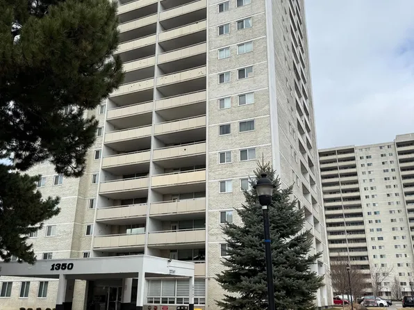 1350 York Mills Rd W #402, Toronto, ON M3A 2A1