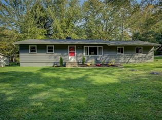 13063 Caves Rd, Chesterland, OH 44026