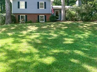 2210 Grayfield Dr, Grayson, GA 30017