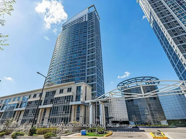 38 Lee Centre Dr, Toronto, ON