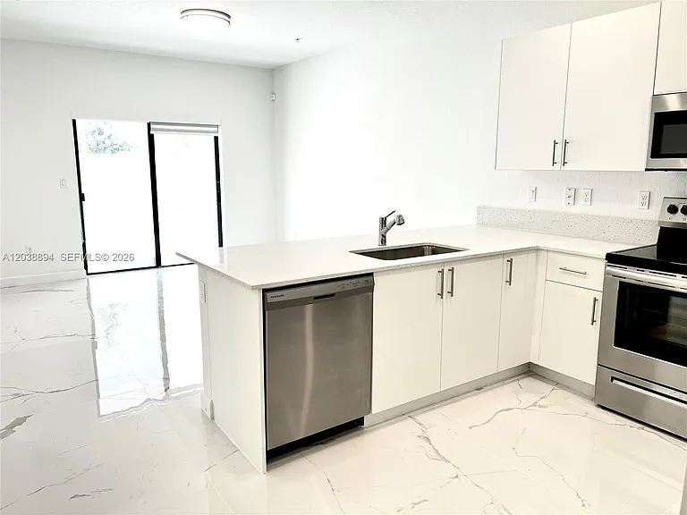 15925 SW 2nd Pl — Photo 22