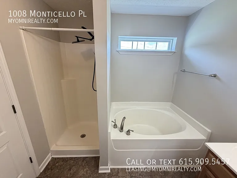 1008 Monticello Pl — Photo 6