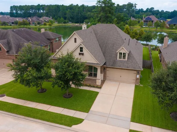 10003 Calm Stream Walk Lane, Tomball, TX 77375