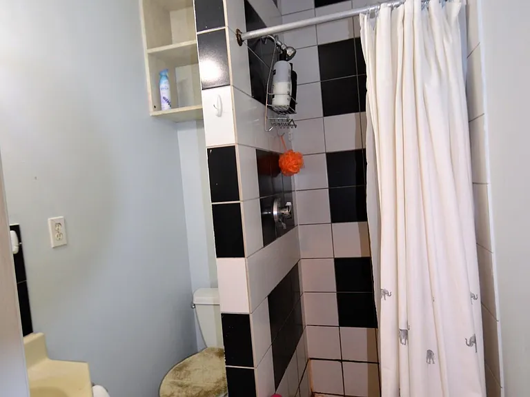 85 Glenville Ave #3 — Photo 12
