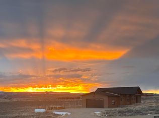 5 Plattoga Ct, Saratoga, WY 82331