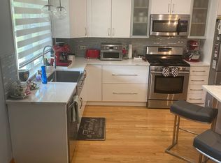 261 Pine Tree Row, Lake Zurich, IL 60047