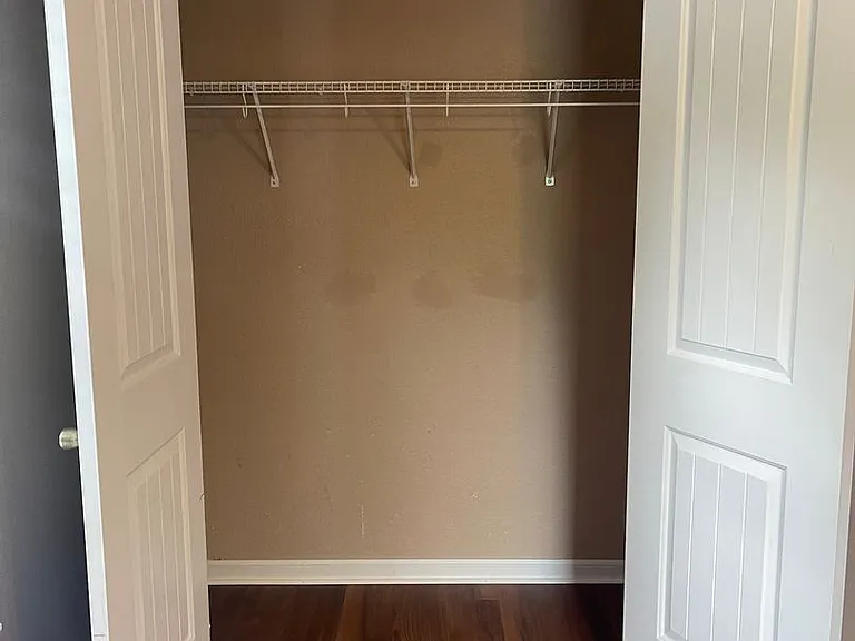20454 Lynwood Rd — Photo 28