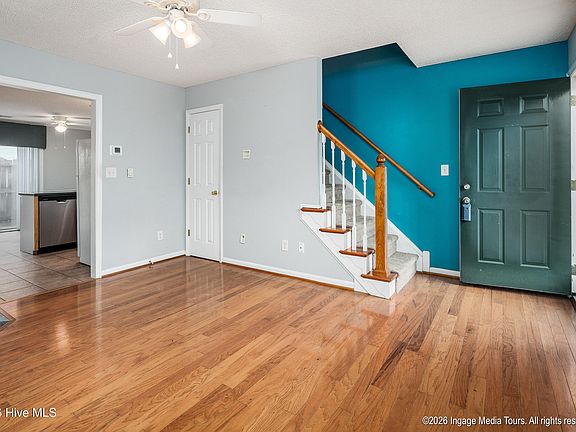 4th image of 2320 Vineyard Drive #O-7