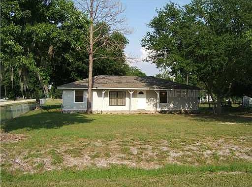 4th image of 8927 Pine Tree Dr