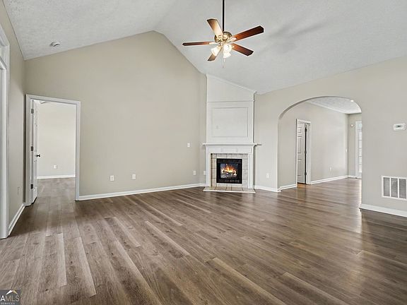 4th image of 5474 Somer Mill Rd