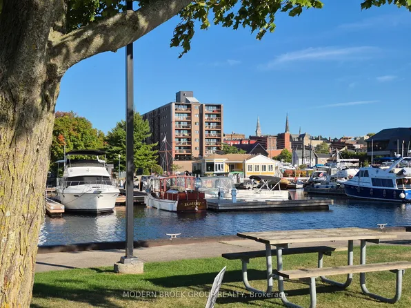 3 Apple St Unit 703, Brockville, ON K6V 4X5