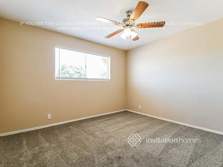 647 E Franklin Ave — Photo 10