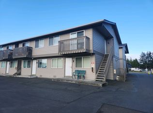 326 Stanford Dr #12, Mount Vernon, WA 98273