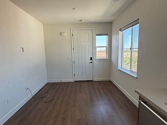 5th image of 3029 Ellis Town Dr #2