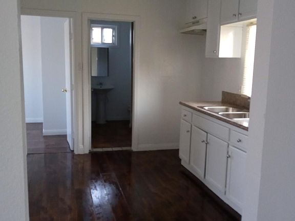 3rd image of 24384 Myers Ave
