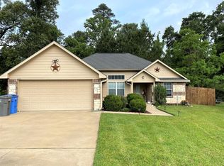 212 Willow Brook Dr, Lufkin, TX 75901