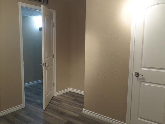 3rd image of 6928 Nandina Dr