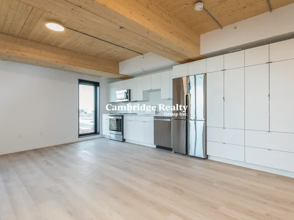 11 Lenox St #206T, Boston, MA 02118