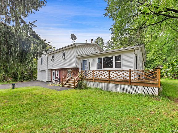 3rd image of 121 Hammond Road