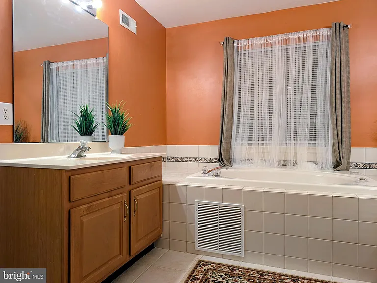 21 Miller Cir — Photo 8