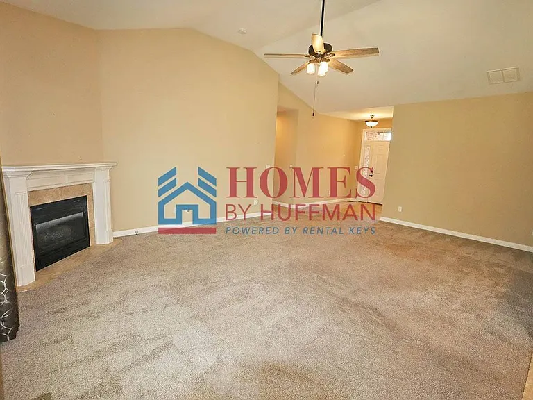 2966 Megan Dr — Photo 7