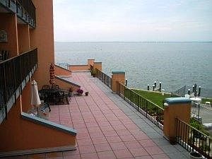 Bayfront Walkway