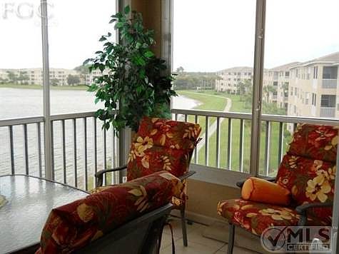 2nd image of 10361 Butterfly Palm Dr APT 746