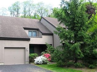 19 Windmill Dr, Morristown, NJ 07960