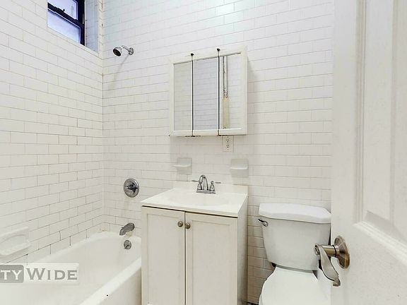 4th image of 228 E 36th St APT 2A