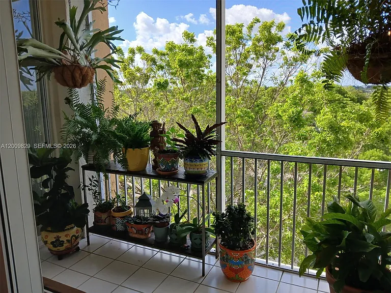 9805 NW 52nd St #509 — Photo 14