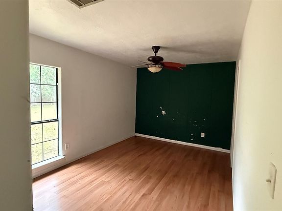 5th image of 25725 Dogwood Ln