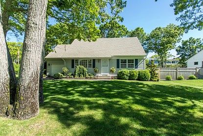 1st image of 13 Riverdale Dr