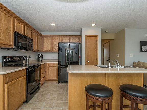 5th image of 10524 Catalina Dr