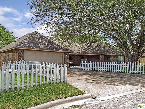 4th image of 501 Sun Meadows Dr
