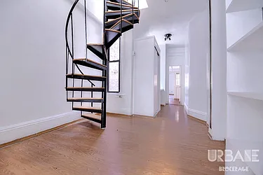 Rented by Urbane Brokerage