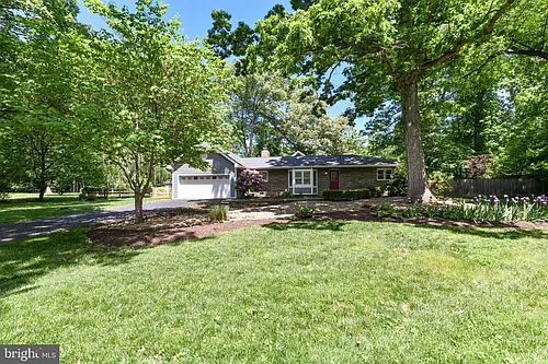 14 Oak Ln Photo 1 14 Oak Ln Photo 1