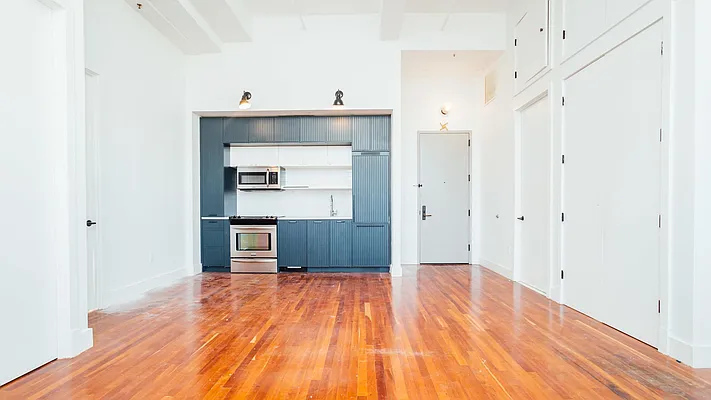 Rented by Nooklyn NYC LLC | media 13