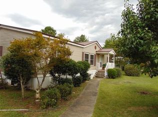 570 Arbour St, Defuniak Springs, FL 32433