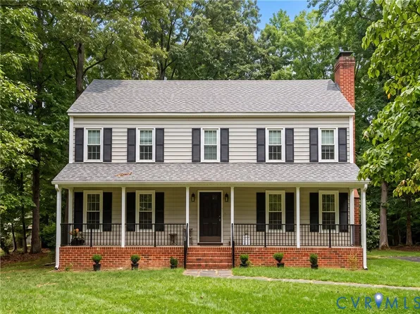 2910 Ellesmere Dr, Midlothian, VA 23113