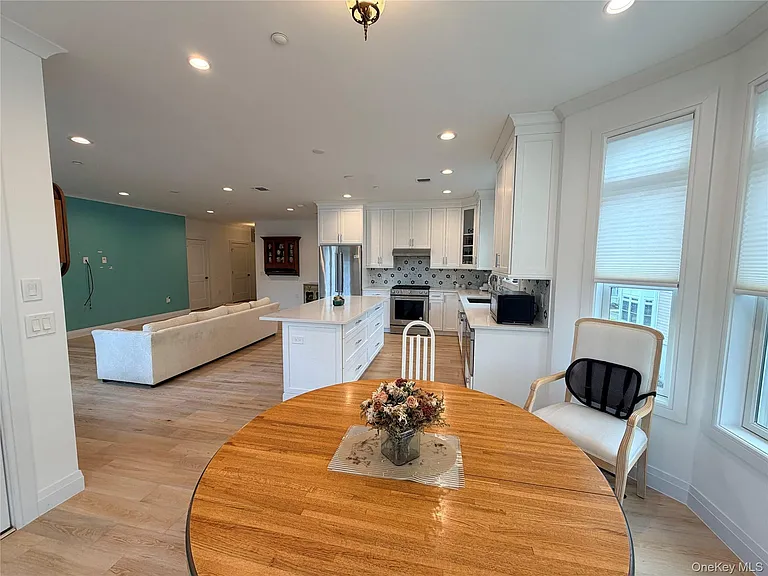 17205 Aspenwood Dr — Photo 16