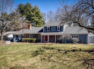 28 Valley Rd, Dover, MA 02030