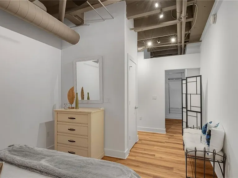 805 Peachtree St NE #306 — Photo 20