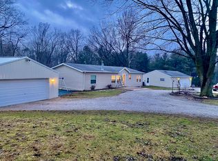 1310 Deer Creek Dr, Greencastle, IN 46135