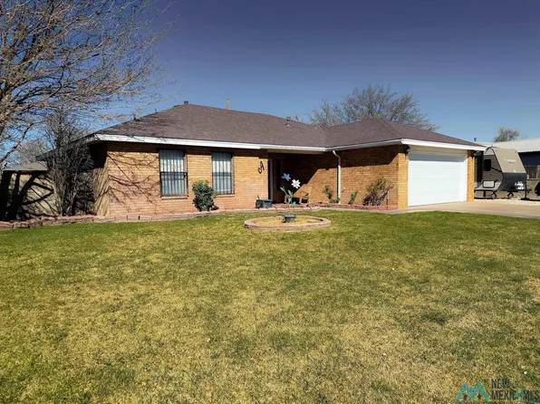 2902 Princeton Dr, Roswell, NM 88203