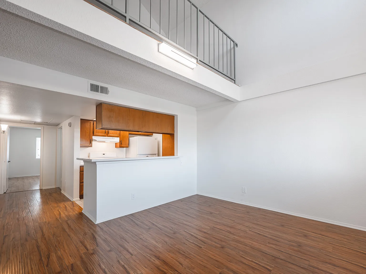2 bed, 1550 sqft, $3,500 — Photo 2
