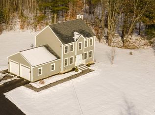 8 Farrington Road, Gorham, ME 04038