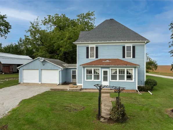 6547 24th Ave, Vinton, IA 52349