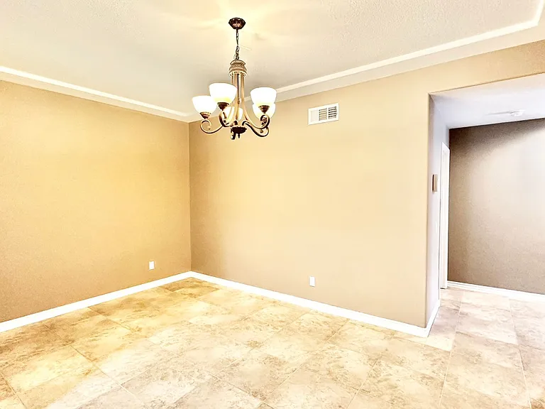 27536 Pinyon St — Photo 5